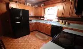 Main picture of 25 Surrette Dr