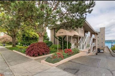 Main picture of 1810 43rd Ave E