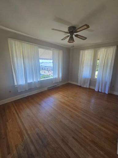 Main picture of 2206 W Norfolk Ave