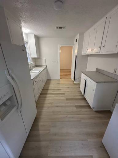 Main picture of 204 Dunn Dr