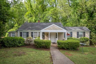 Main picture of 135 Oakland Way
