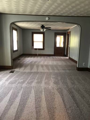 Main picture of 1115 S Wabash Ave