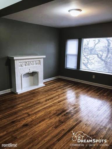 Main picture of 1615 E 77th St