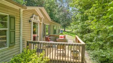 Main picture of 625 Gunters Hill Rd