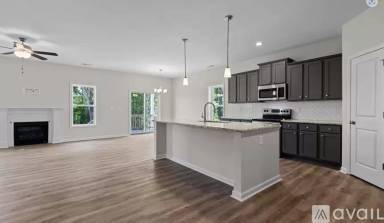 Main picture of 47 Linda Lou Ln