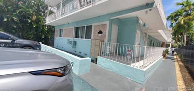 Main picture of 945 Meridian Ave