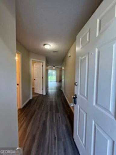 Main picture of 5 Talbot Ct