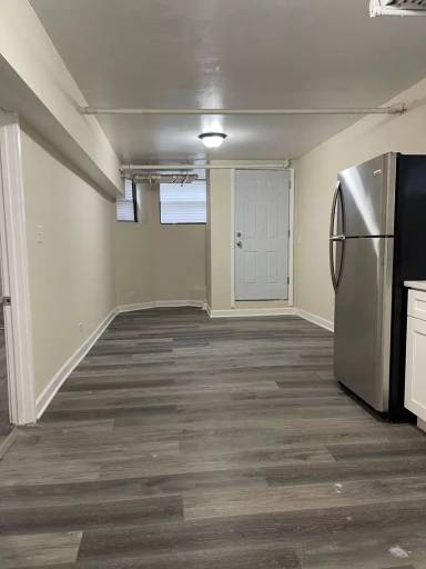 Main picture of 1210 W Lexington St