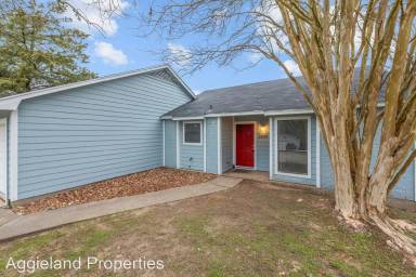 Main picture of 2606 Westwood Main Dr