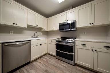Main picture of 740 W Village Rd