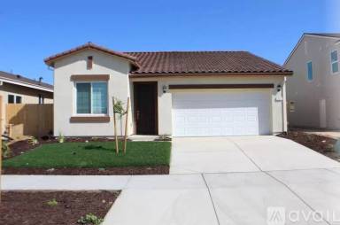 Main picture of 723 Suzanne Dr