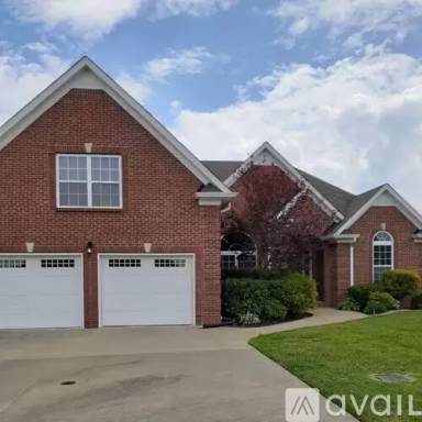 Main picture of 220 Fantasia Way