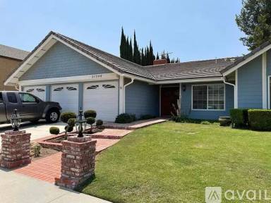 Main picture of 21348 Bermuda St