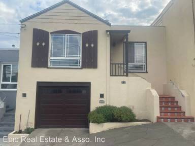 Main picture of 71 Gladstone Dr
