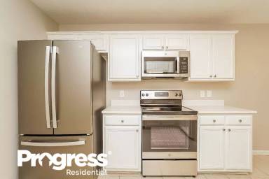 Main picture of 158 Lansdan Dr