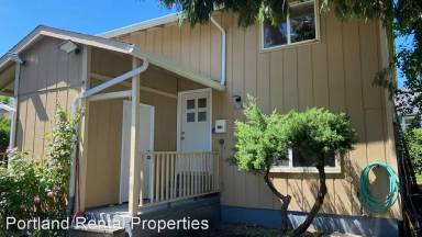 Main picture of 8115 SE 19th Ave