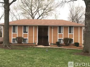 Main picture of 9123 E 85th Pl