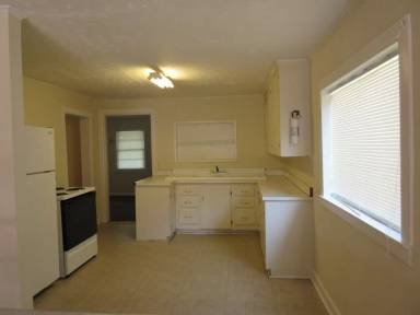 Main picture of 600 Pinewood Rd