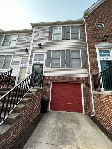 Main picture of 8114 Chester Pkwy