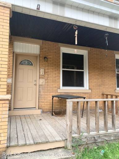 Main picture of 1007 Tweed St