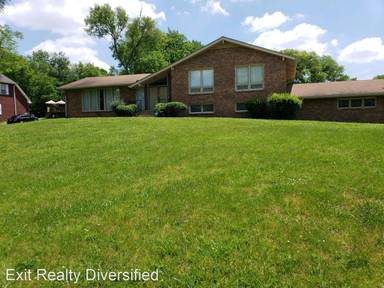 Main picture of 4372 Enchanted Cir