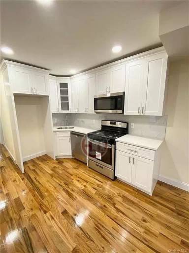 Main picture of 1920 Fowler Ave