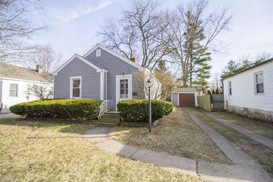 Main picture of 2355 Ward St