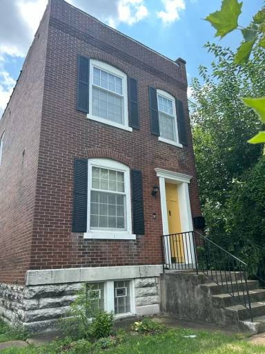 Main picture of 4066 Phillips Ave