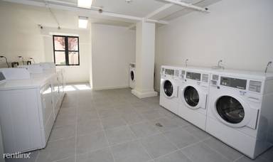 Main picture of 3 East 115th St