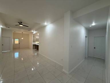 Main picture of 5305 Aceituno Dr