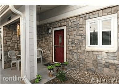 Main picture of 1563 Roseanna Dr