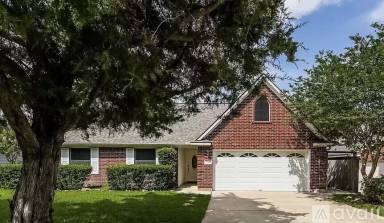 Main picture of 626 Fantasy Ln