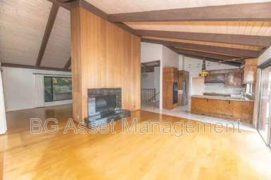 Main picture of 180 Somerset Rd