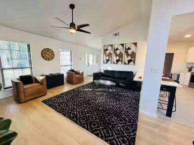 Main picture of 4629 Amherst Ln
