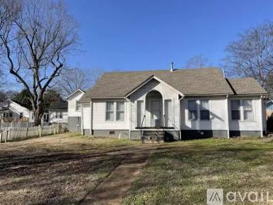 Main picture of 858 Gracey Ave