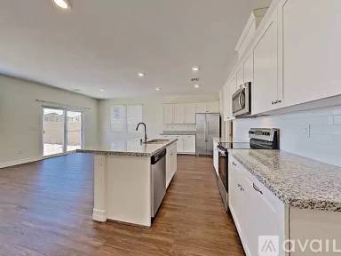 Main picture of 5619 Bishop Flowers St