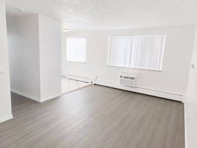 Main picture of 4720 E 8th Ave