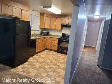 Main picture of 1711 Carr Ave