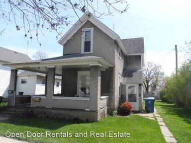 Main picture of 709 E 9th St