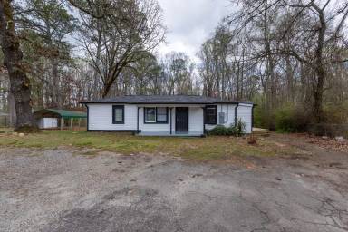 Main picture of 5326 Heardsville Rd
