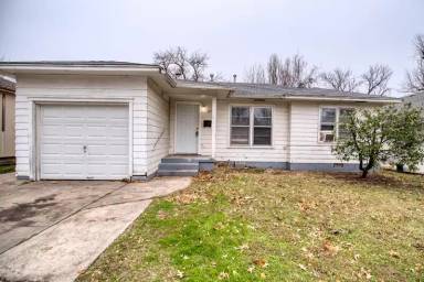 Main picture of 3033 NW 31st St