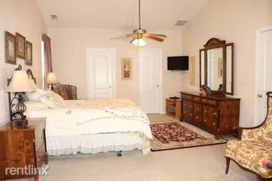 Main picture of 5317 Lakerock Dr SW