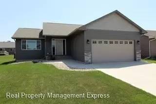 Main picture of 3405 E Brewster St