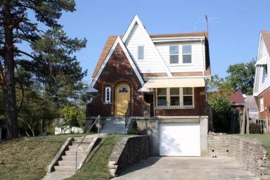 Main picture of 3241 Stanhope Ave