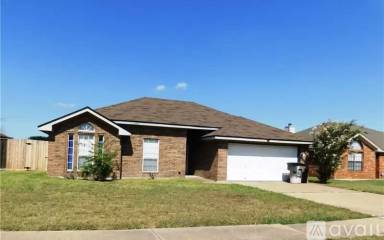 Main picture of 4406 Water Oak Dr