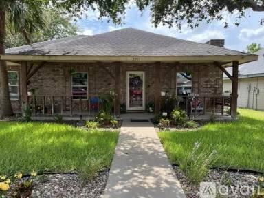 Main picture of 3301 N Whisky Dr