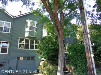 Main picture of 1313 SE Oak St