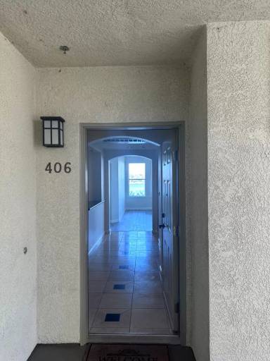 Main picture of 400 Baltic Cir