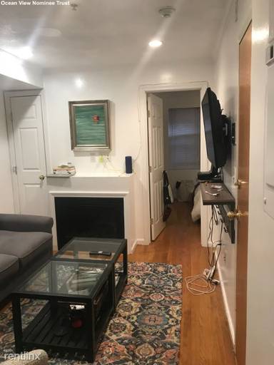 Main picture of 5 Wiget St