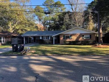 Main picture of 11420 Maxine Dr